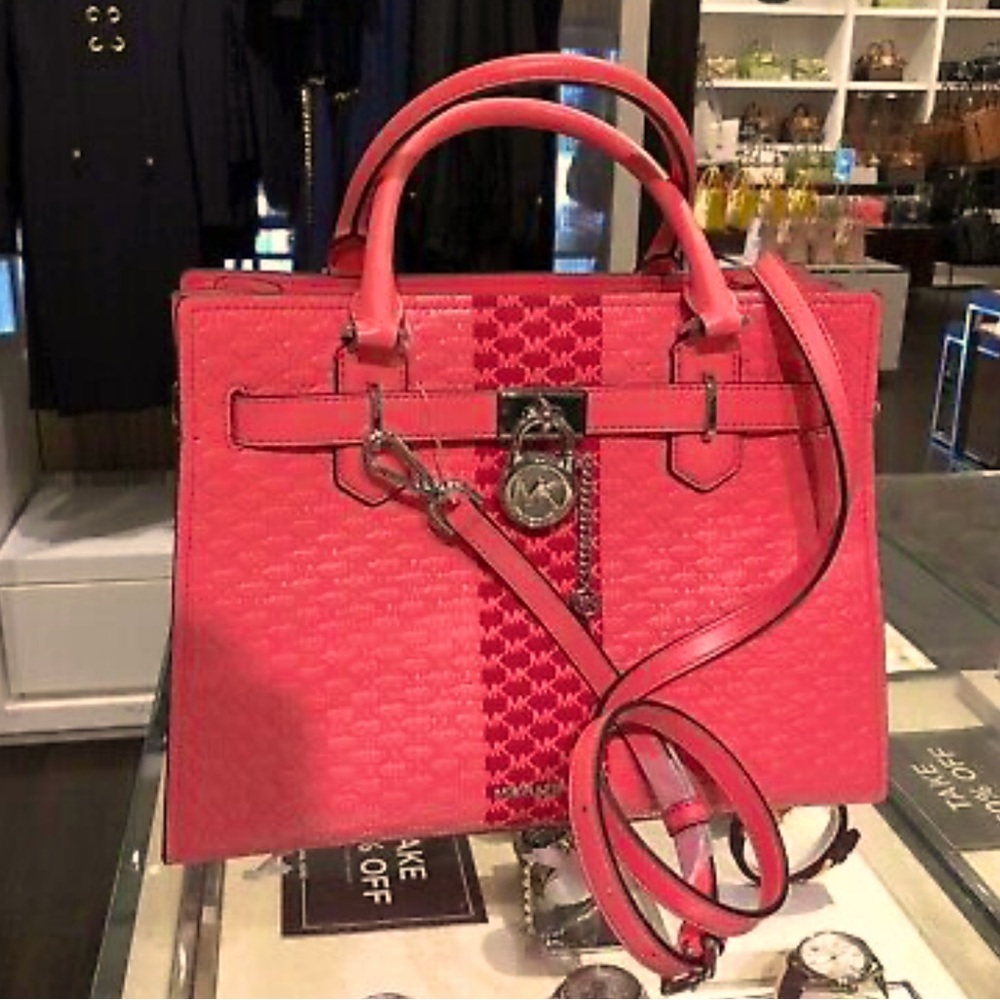 Michael Kors Hamilton
♥️FINAL SALE♥️